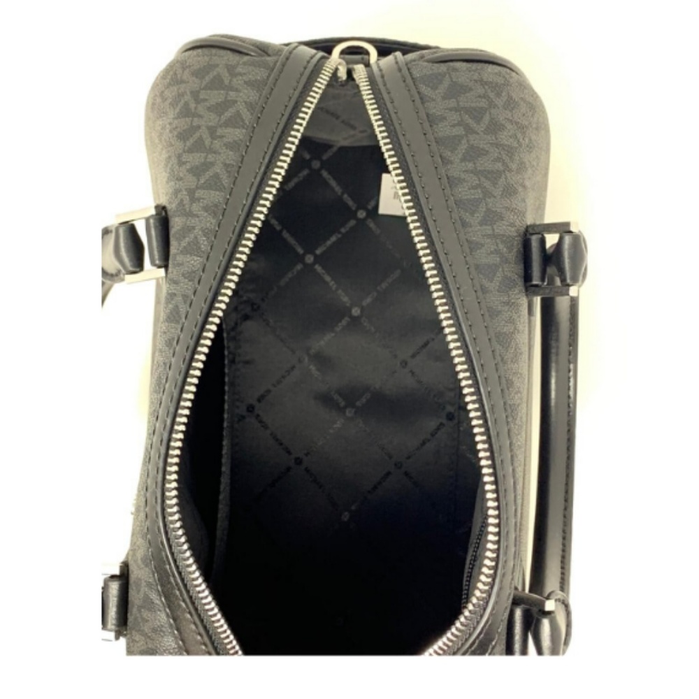 100% Auth MICHAEL Michael Kors Crossbody Bag - Picture 7 of 8